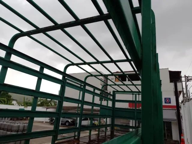 Carroceria gaiola transporte de gás botijão P13 - Foto 8