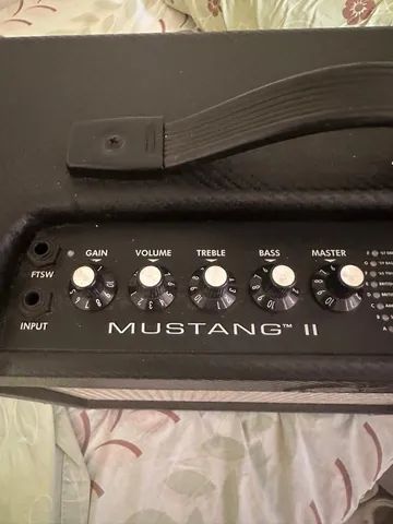 Amplificador Fender Mustang v2 1X12 - Foto 2