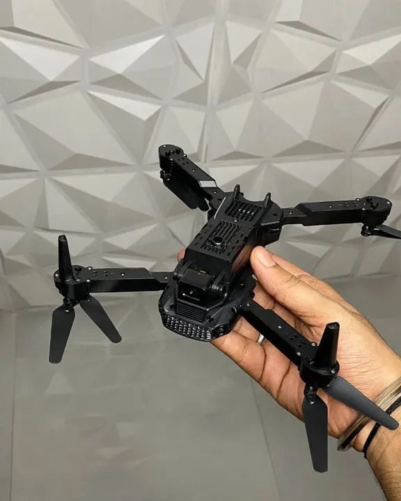 Voe Alto com o Drone E88: A Experiência de Voo Definitiva! - Foto 2