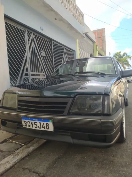 MONZA CLASSIC SL/E com suspensão a ar e interior reformado, 1990 gasolina 2.0. - Foto 3