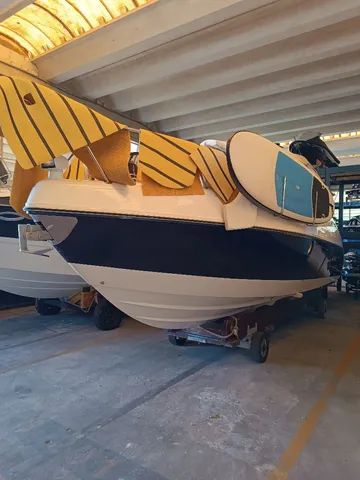 Phantom 303 ano 2015 com 2 x Volvo 220 Hp diesel - não Focker Armada Triton 300 - Foto 2