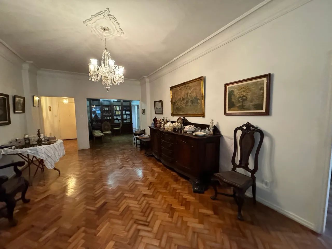 Leme! Espaçoso, garagens, frente, alto, prédio tradicional. - Foto 4