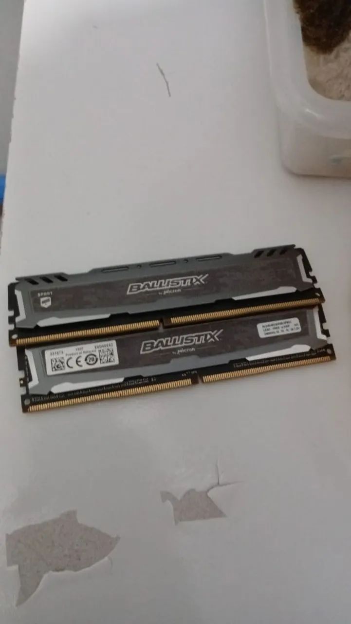 Memória ddr4 2x4 gigas