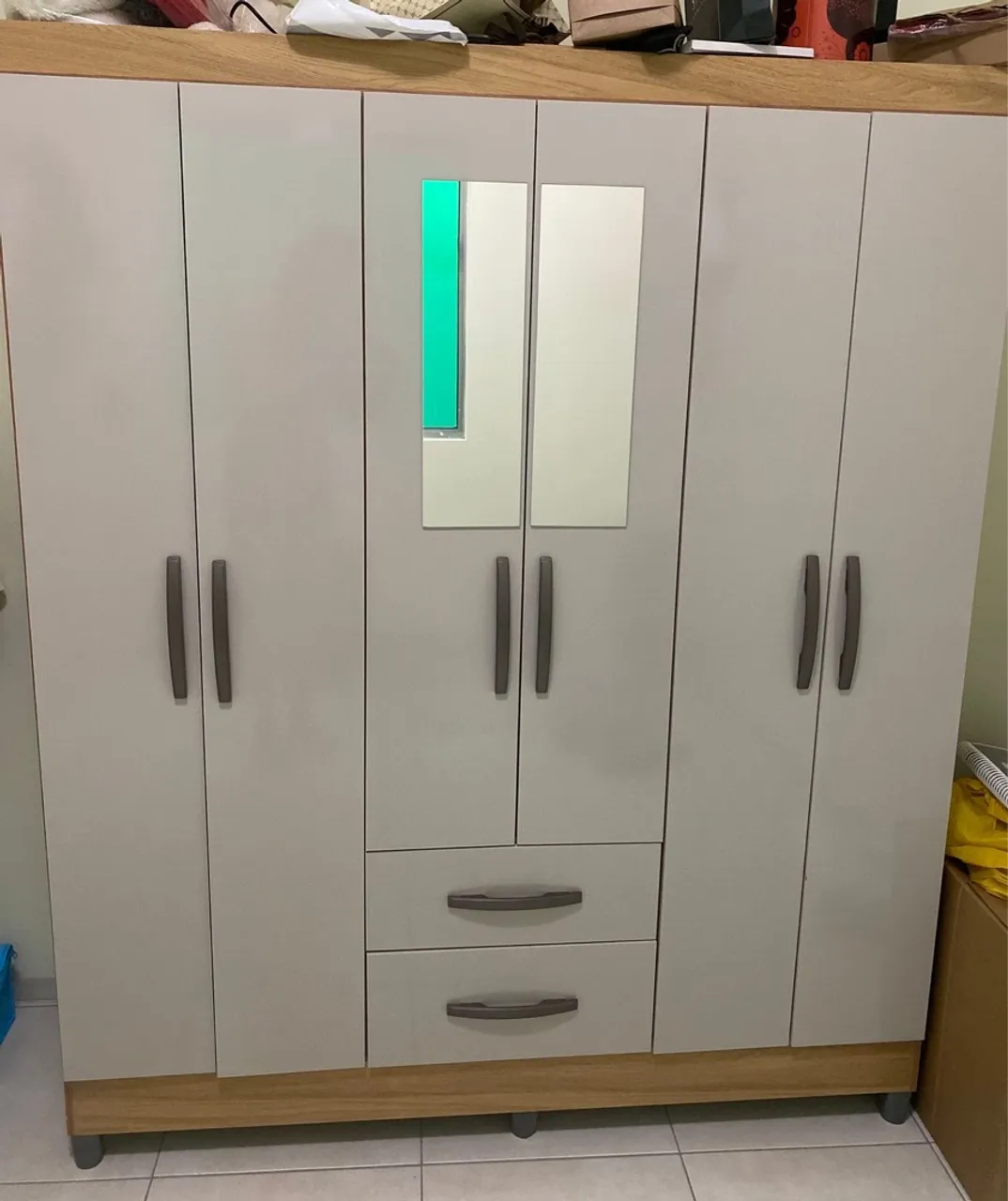 Guarda-Roupa Castanho Off White com 6 Portas