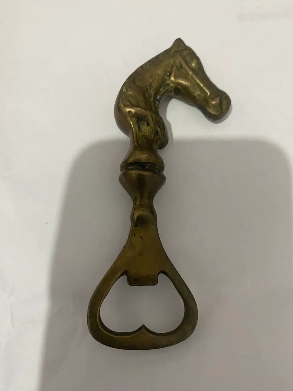 Abridor de garrafa antigo em bronze