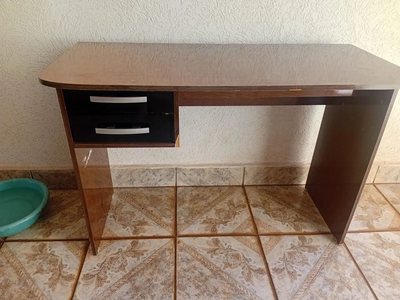 Escrivaninha marrom64520821443331121