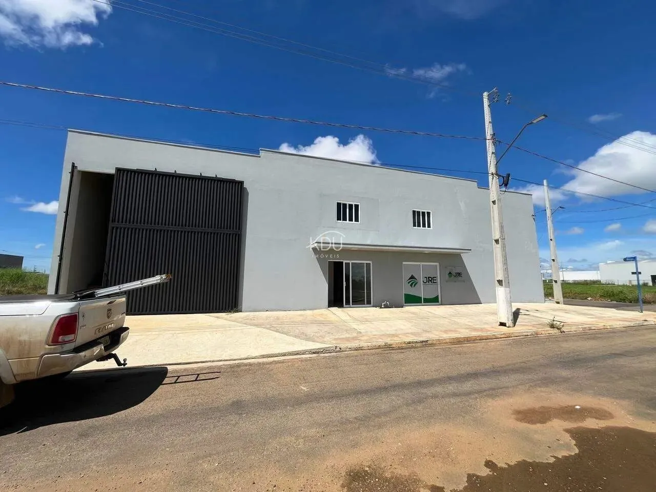BARRACÃO COMERCIAL NO SANTA FELICIDADE II EM PRIMAVERA DO LESTE!