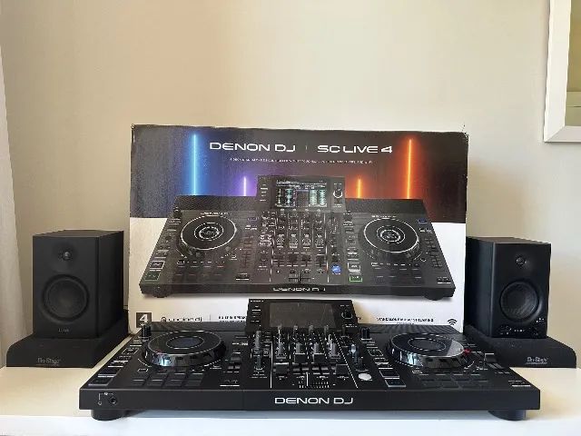 Controladora Denon Dj SC Live 4 + Bag 