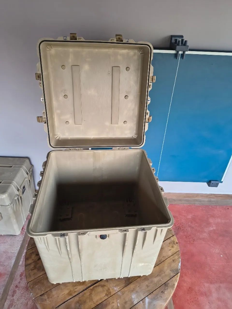 Container Pelican Militar USA 670 x 670 x 630 mm - Caida de Ferramentas - Armazenamento - Foto 4