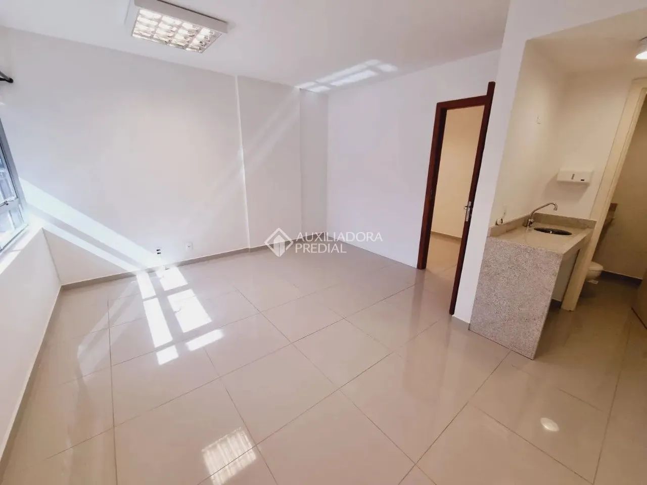 Sala comercial no Ceisa Center. - Foto 2