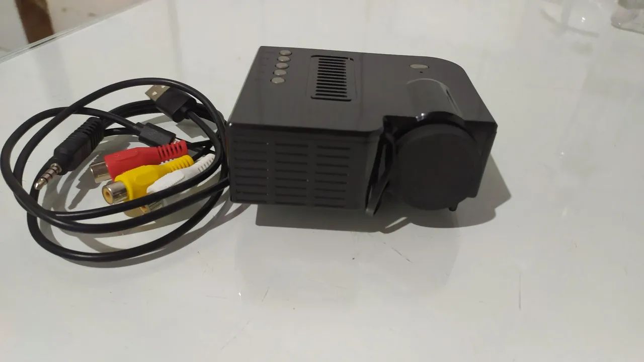 Retroprojetor novo mas não funciona por 100 reais. - Foto 6