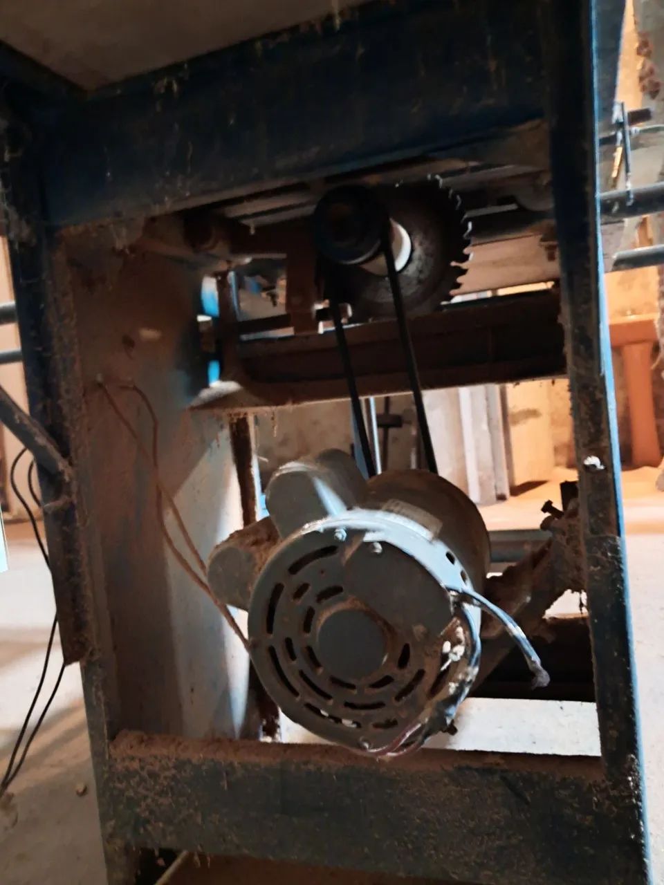 Serra circular motor 3cv 110/220 em otimo estado. - Foto 3