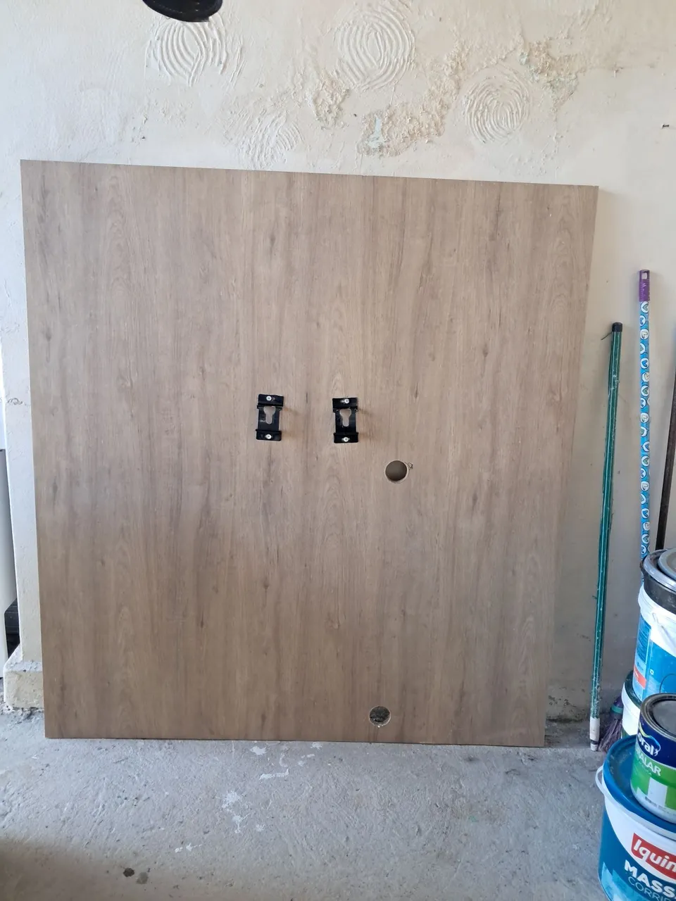 Painel de Madeira Decorativo com Suportes