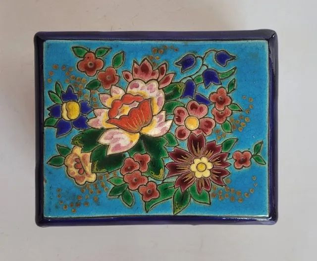 Caixa de Faiança Esmaltada Émaux de Longwy, Décoré à la Main, França, Século XX - Foto 2