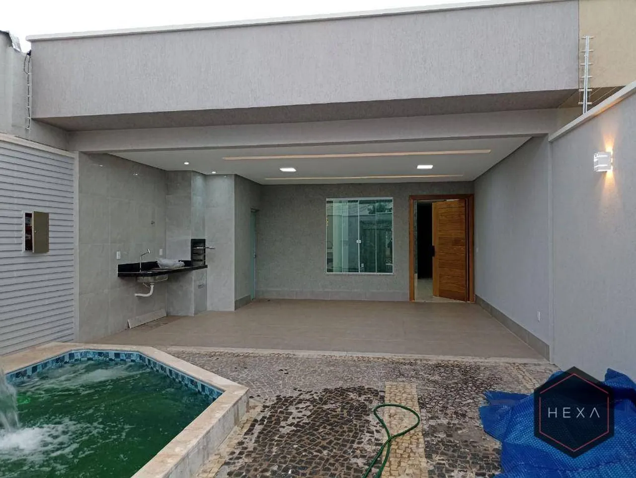 Casa com 3 dormitórios à venda, 130 m² por R$ 650.000,00 - Jardim Presidente - Goiânia/GO