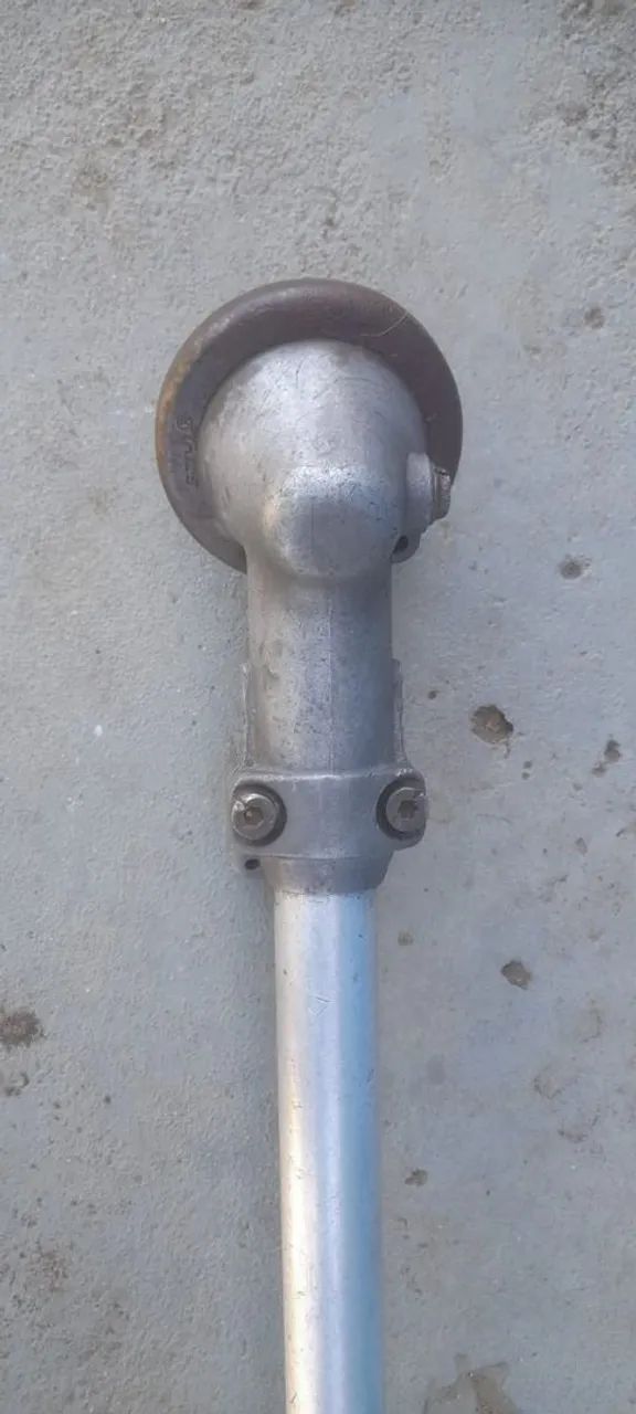 Roçadeira Stihl FS 220 Wats - * - Foto 4