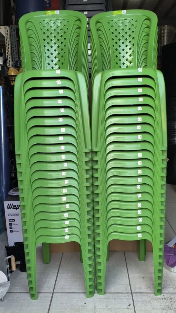 Mesas e cadeiras de plástico  - Foto 4