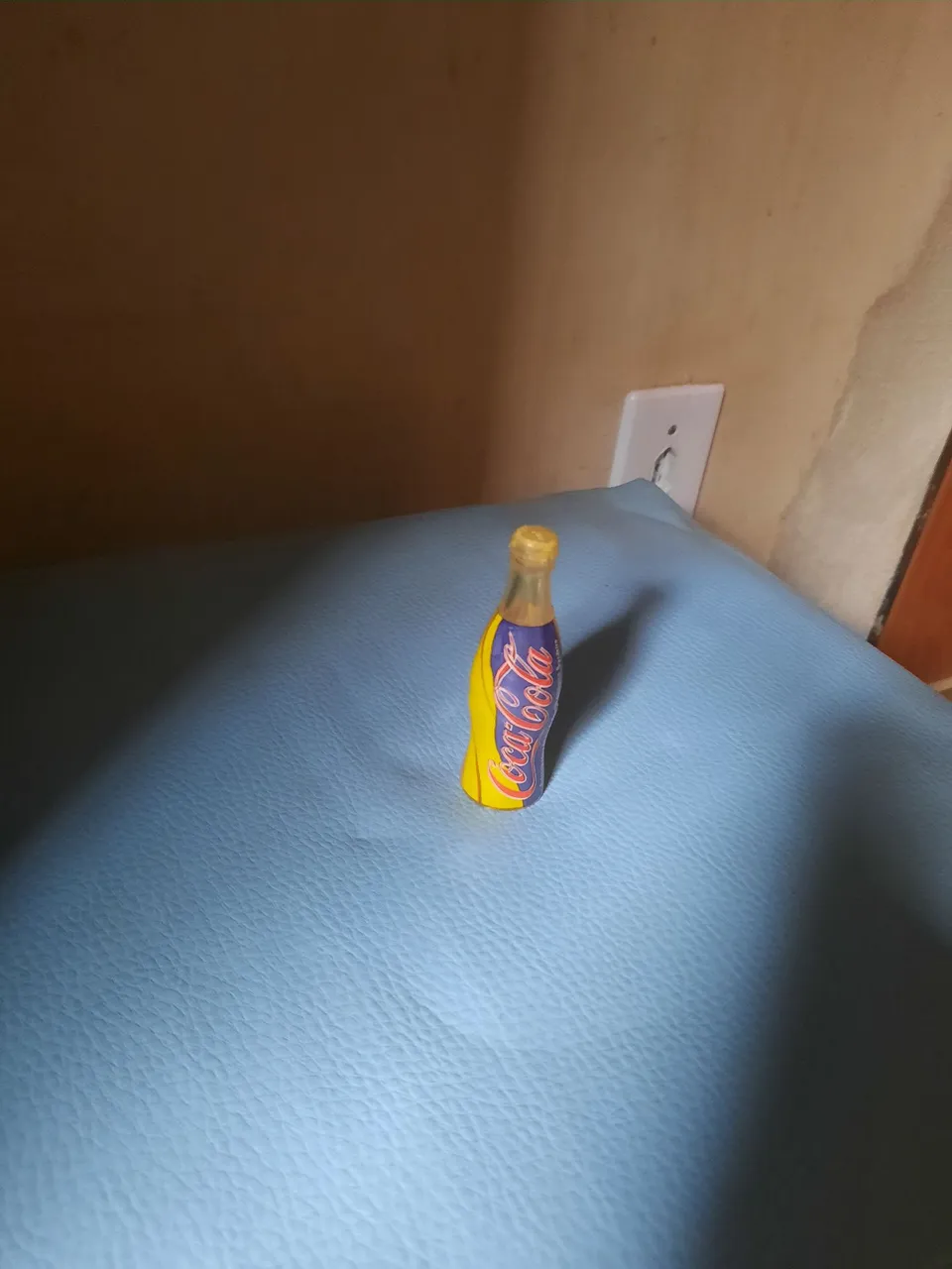 Miniatura de garrafinha Coca Cola