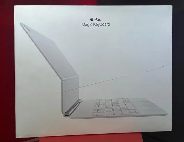 Magic Keyboard para Apple iPad Pro de 13 polegadas (M4