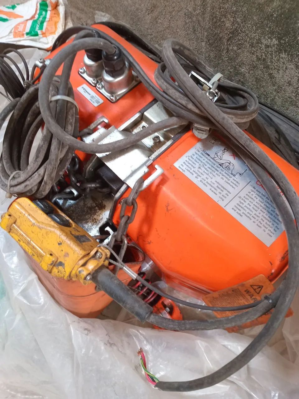 Vendo uma talha  1 tonelada  top - Foto 3