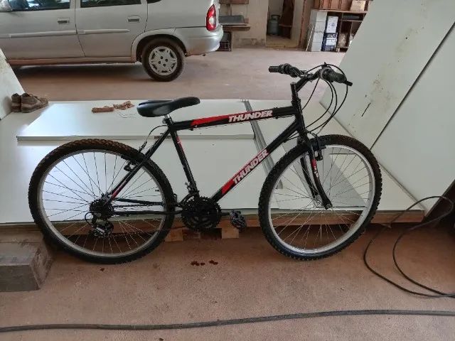 Bicicleta byk Thander cor preta e vermelha nova, sem uso - Foto 2