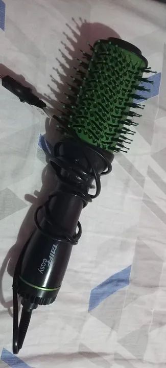 Vende-se Secador de Cabelo Rotativo Taiff Easy