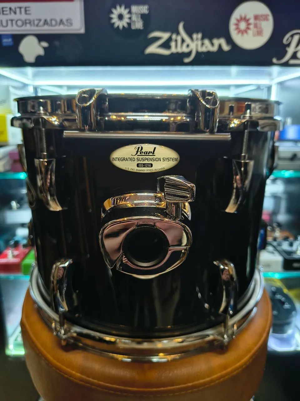 Tom 12x09 pearl vision birch preto Onix aros triple flange Evans