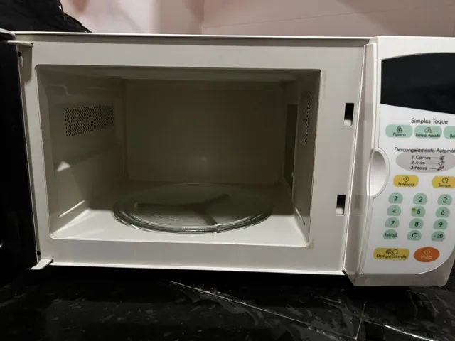 Microondas Lg 20 litros branco ABAIXOU - Foto 2