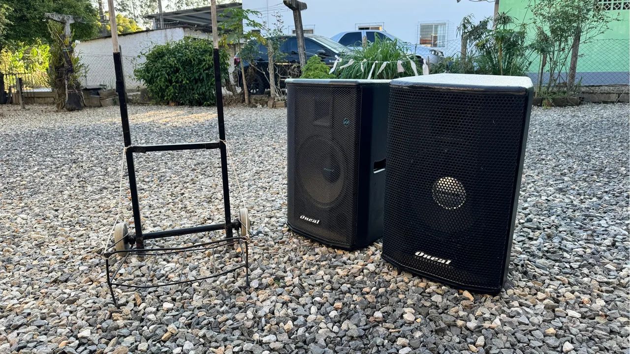 400W Speaker Cabinets (Active + Passive) + Two Stands + Transport Trolley64312835177601125