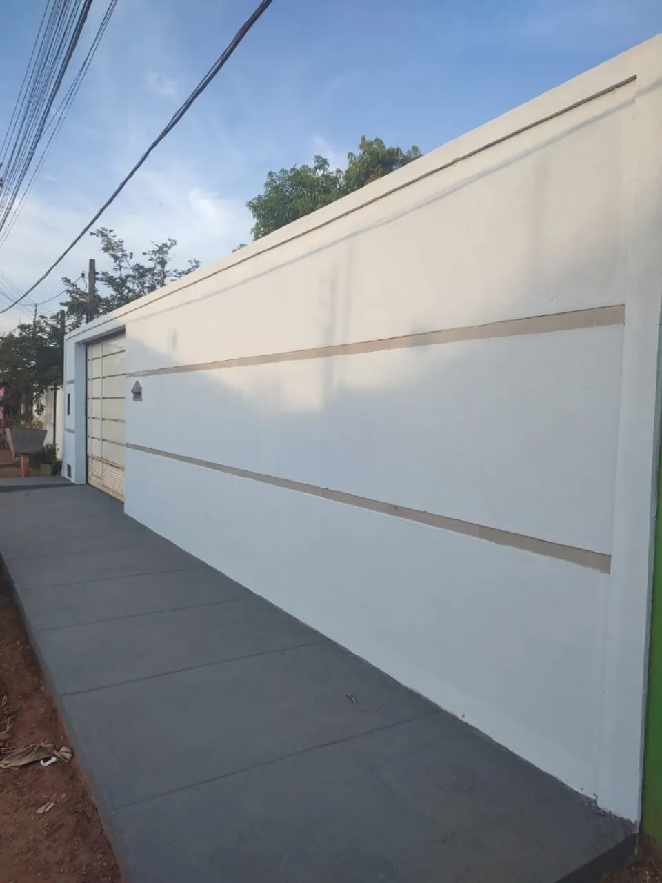 Vende-se terreno com ótima localização