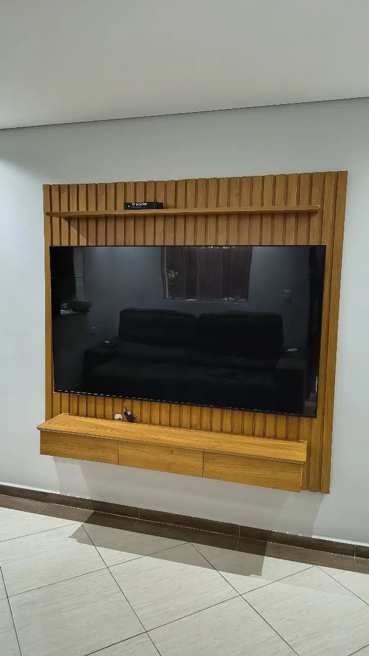 Painel de Tv de até 75" 