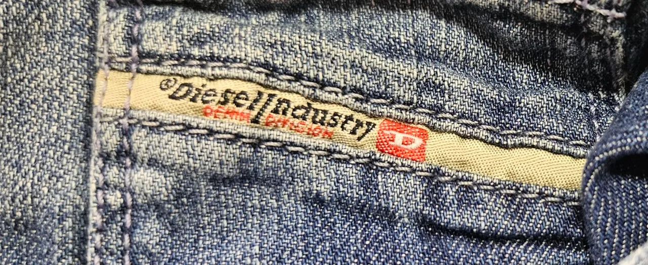 Calça Jeans Diesel 16 anos - Foto 3