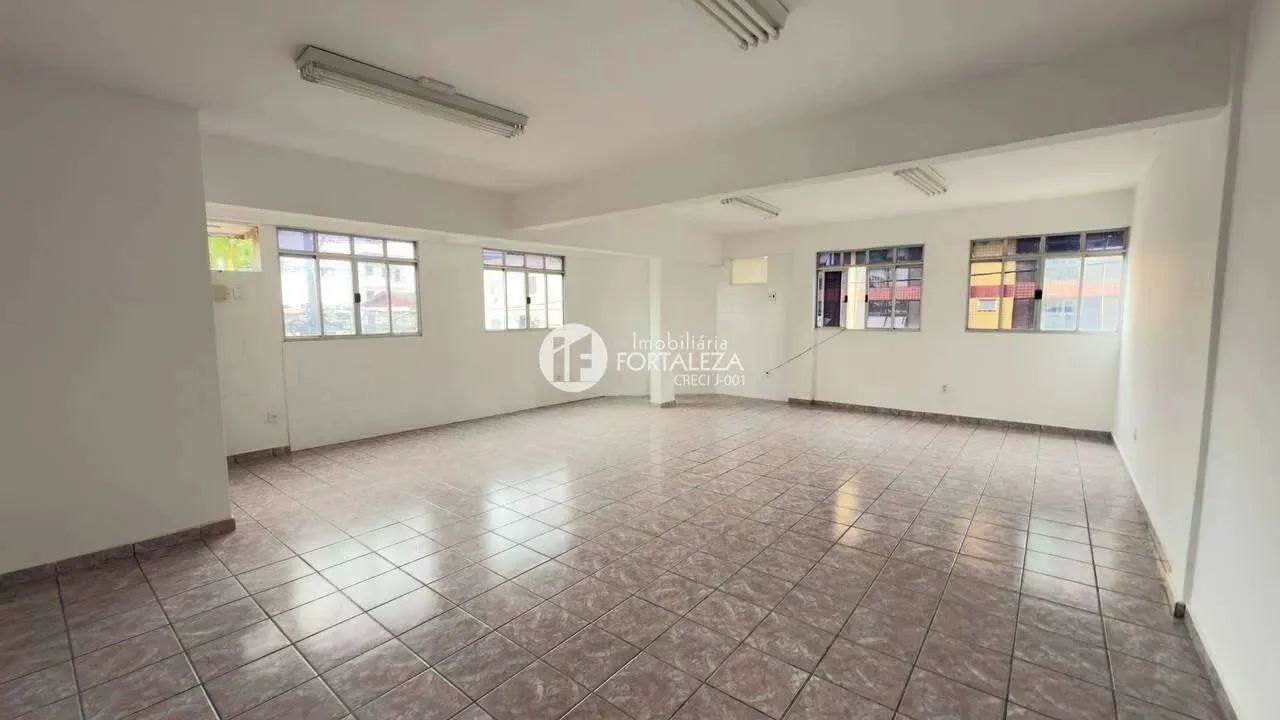 Sala Comercial para Locação  55,64 m² | Bairro Bosque
