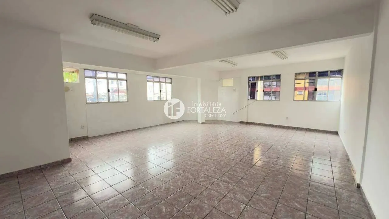 Sala Comercial para Locação 55,64 m² | Bairro Bosque