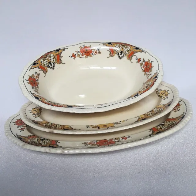 2 Antigas Travessas e Saladeira em Faiança Inglesa Woods Ivory Ware, 1930-31
