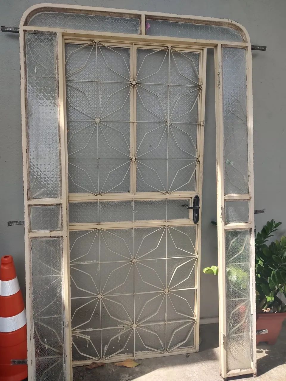 Porta de ferro 