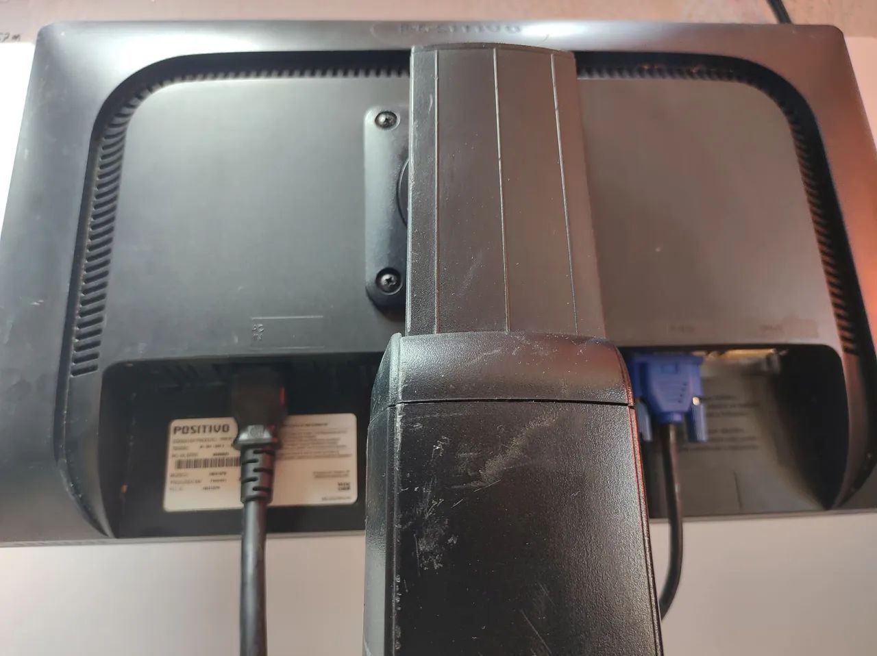 Monitor Positivo Led 19 polegadas Dvi e VGA  - Foto 3