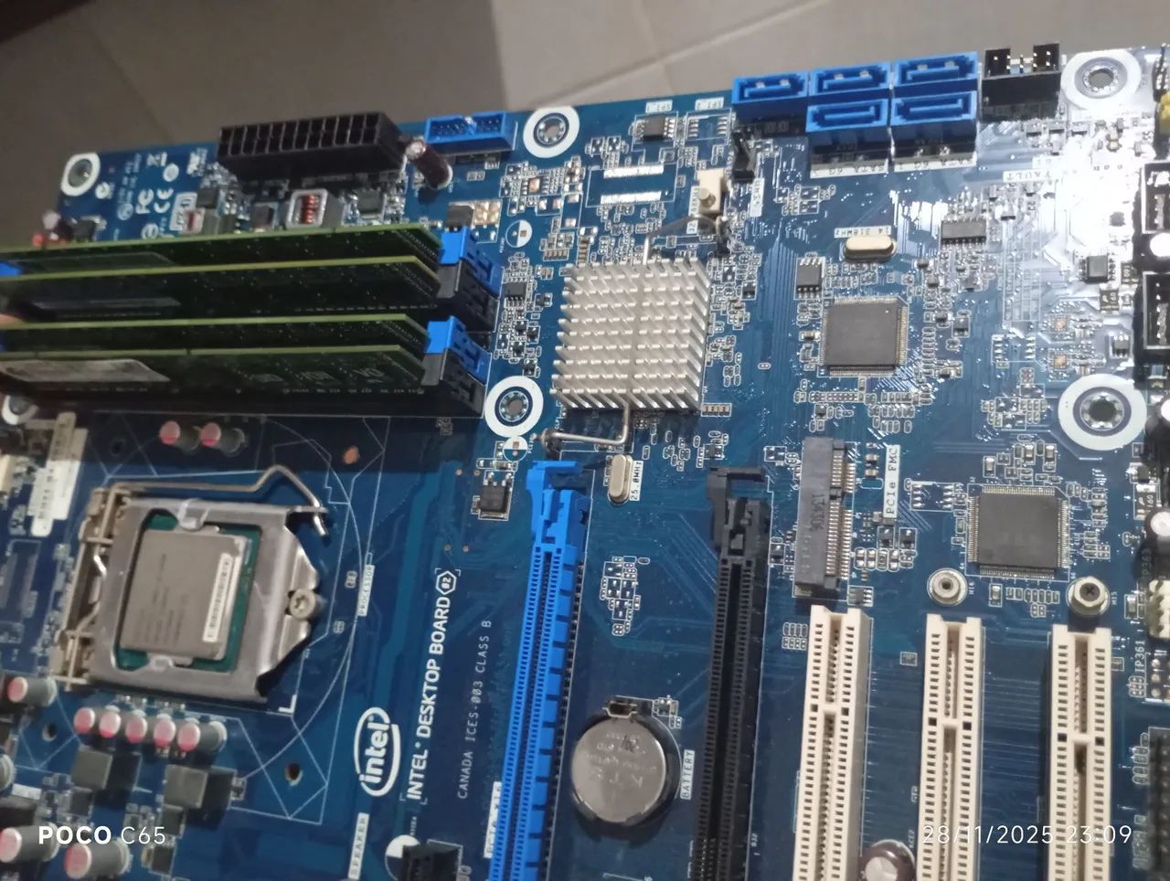 Vendo está placa mãe em bom estado  com 16 gigas de memória  - Foto 4