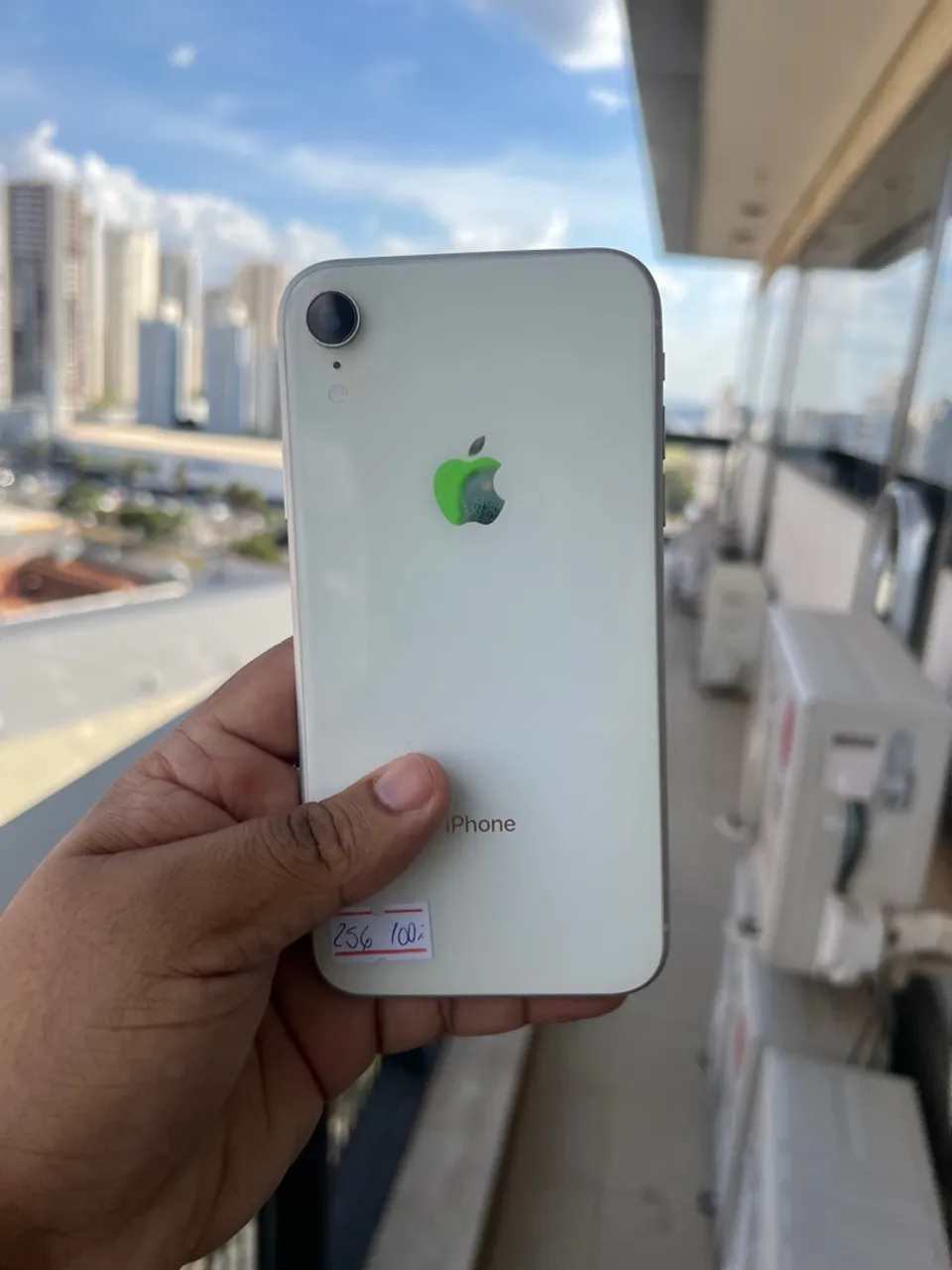 APARELHO RARO XR BRANCO 256GB