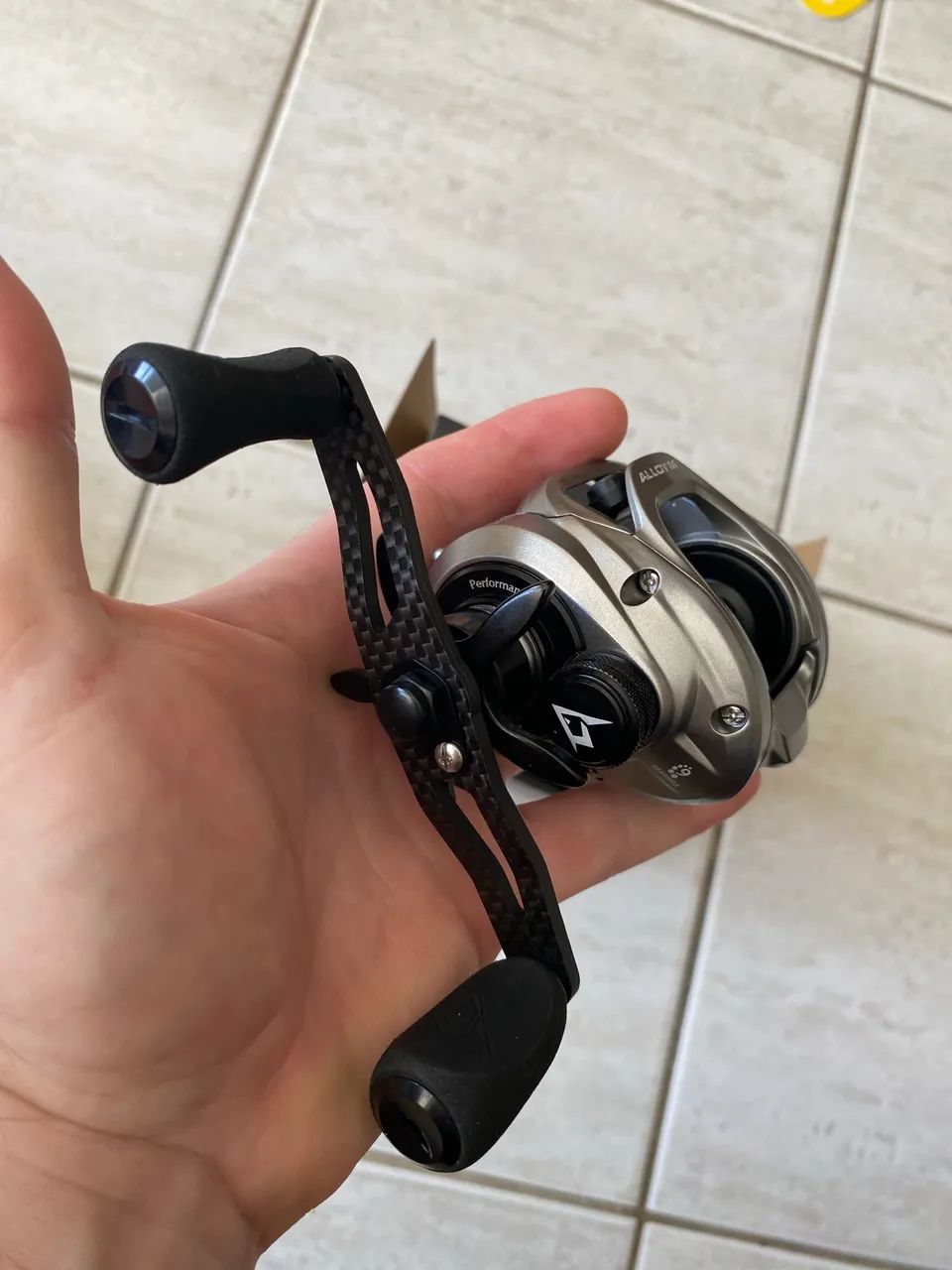 Carretilha Piscifun Alloy M esquerda 7.5:1 com dois carretéis  - Foto 5