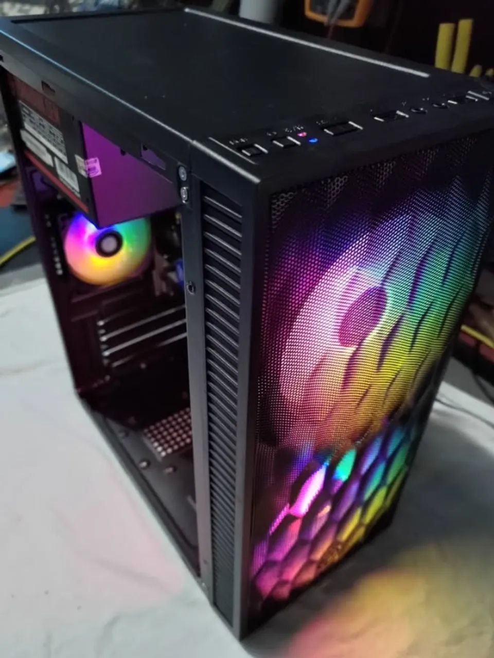 CORE I5 7400 COM 8 GIGAS SSD 240 GIGAS NOVO NA CAIXA