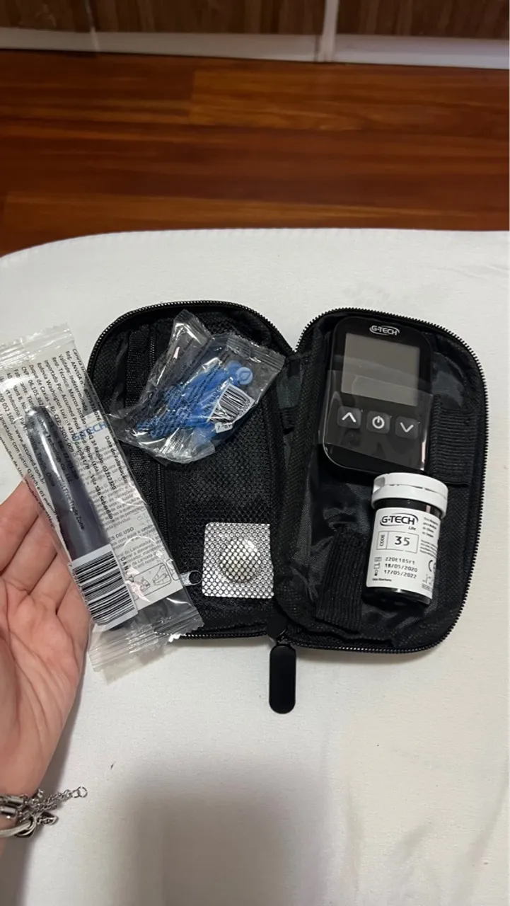 Kit Medidor de Glicose com Lancetador G-TECH