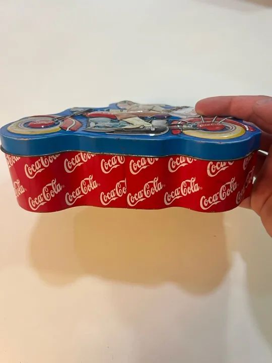Caixa de metal Coca-Cola antiga - Foto 4