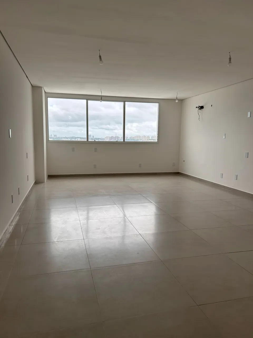 Sala para aluguel no Cesdi, Cohama - São Luís - MA