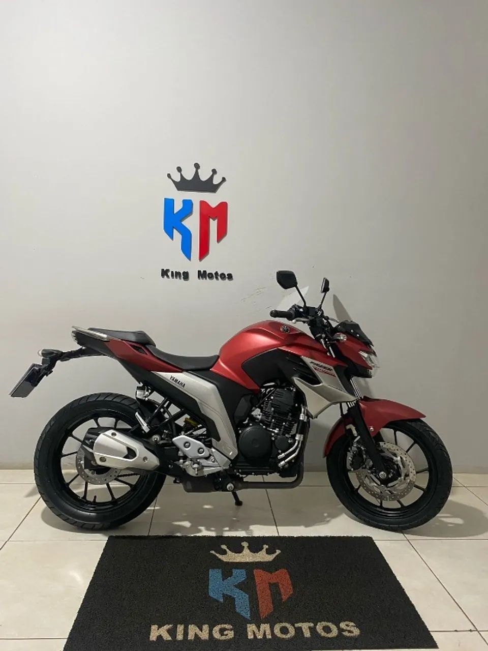 FZ25