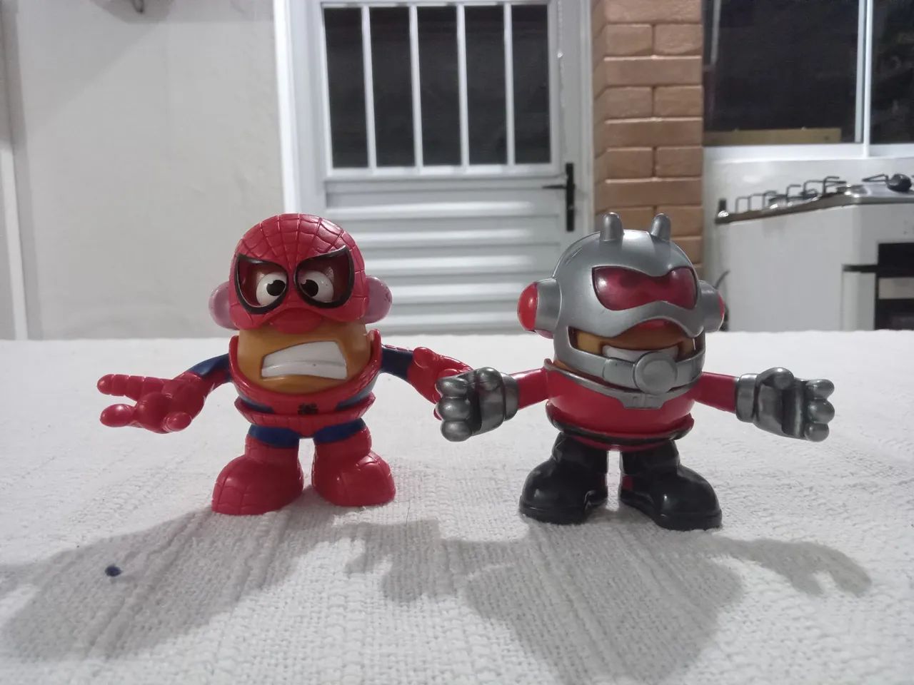 COLEÇÃO CABEÇA DE BATATA HERÓIS MARVEL - Foto 3
