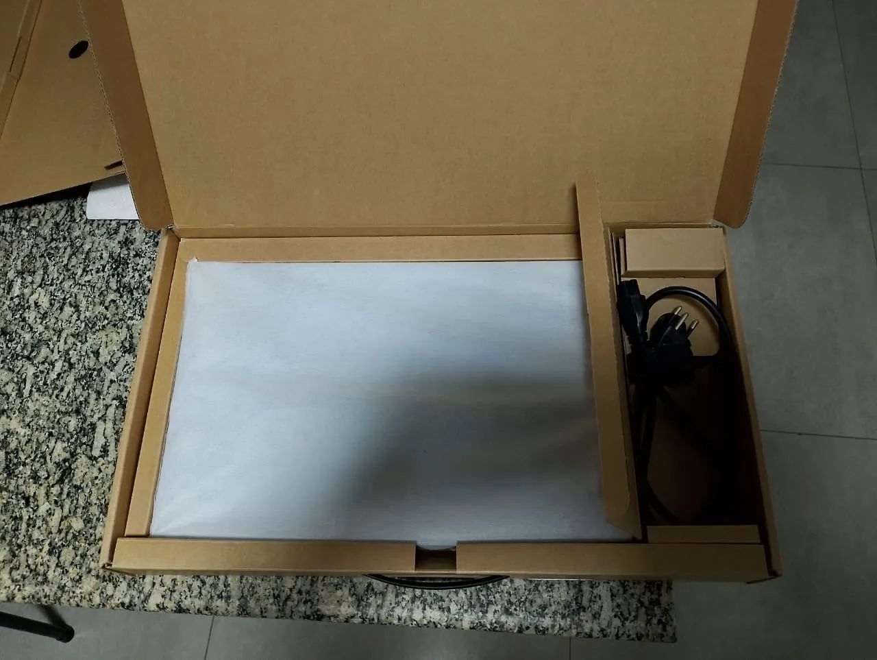 Notebook ASUS VivoBook - Ryzen 5 | Garantia até 2027 | Excelente estado - Foto 4