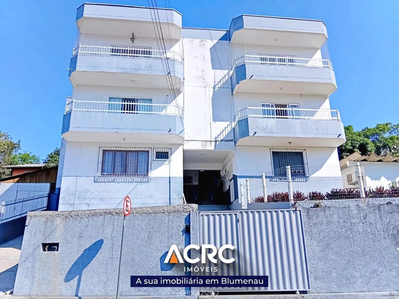 ACRC Imóveis - AP09234 - Apartamento no último andar para Locação no Bairro Velha