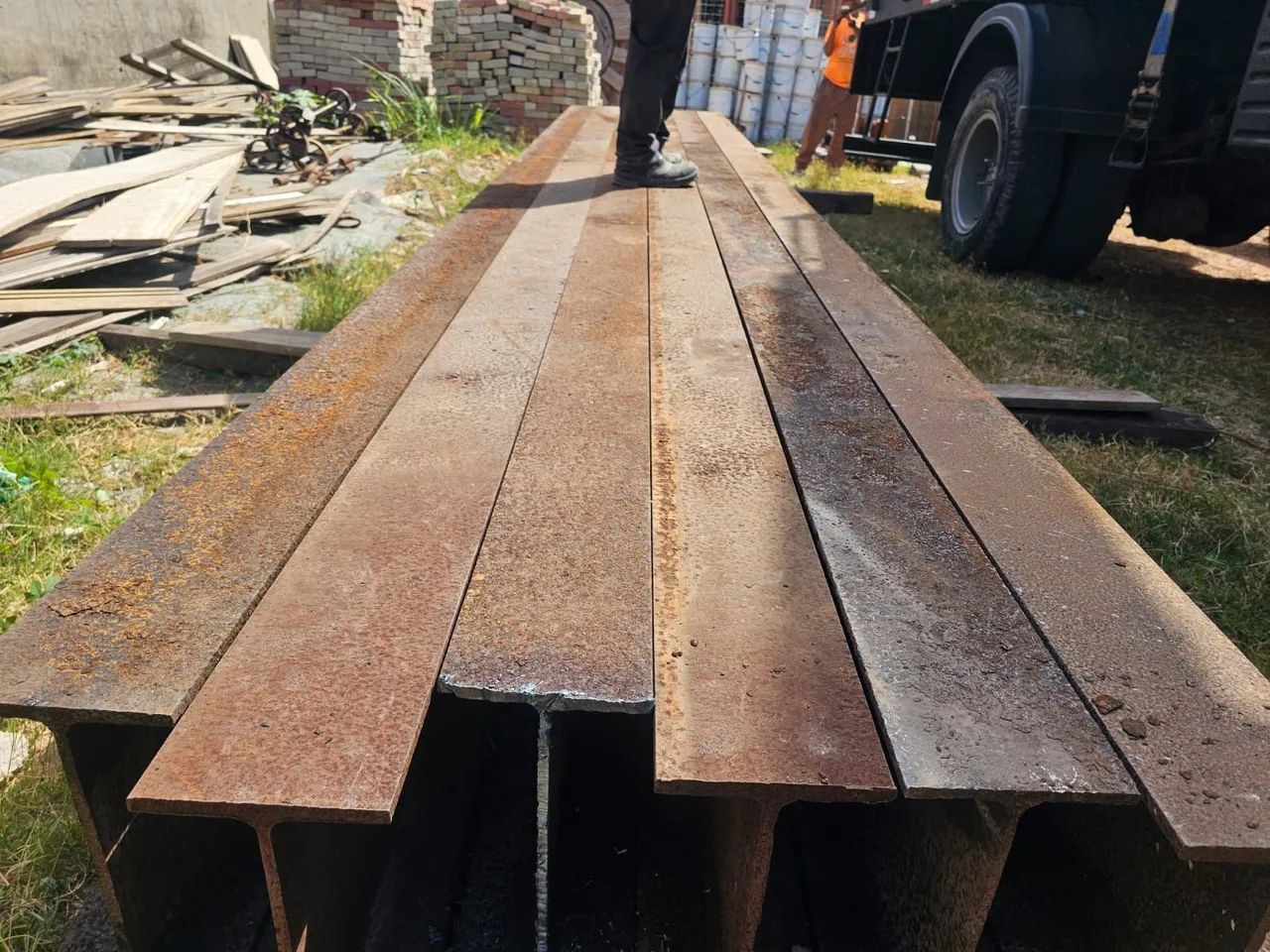 Perfil I de 6 metros 