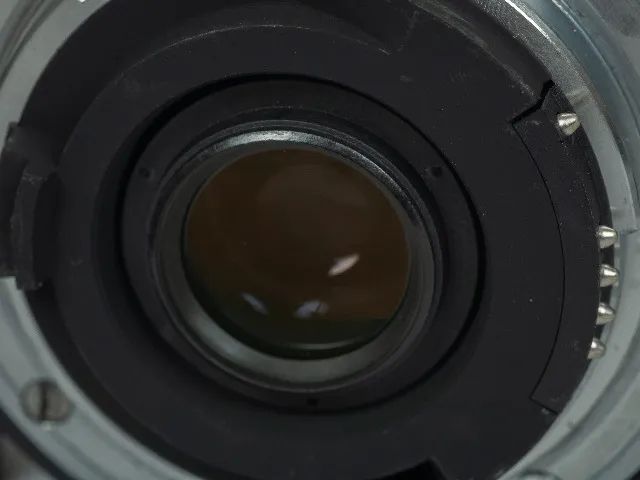 Nikon ED AF Nikkor 18-35mm 1:3.5-4.5D - Foto 3